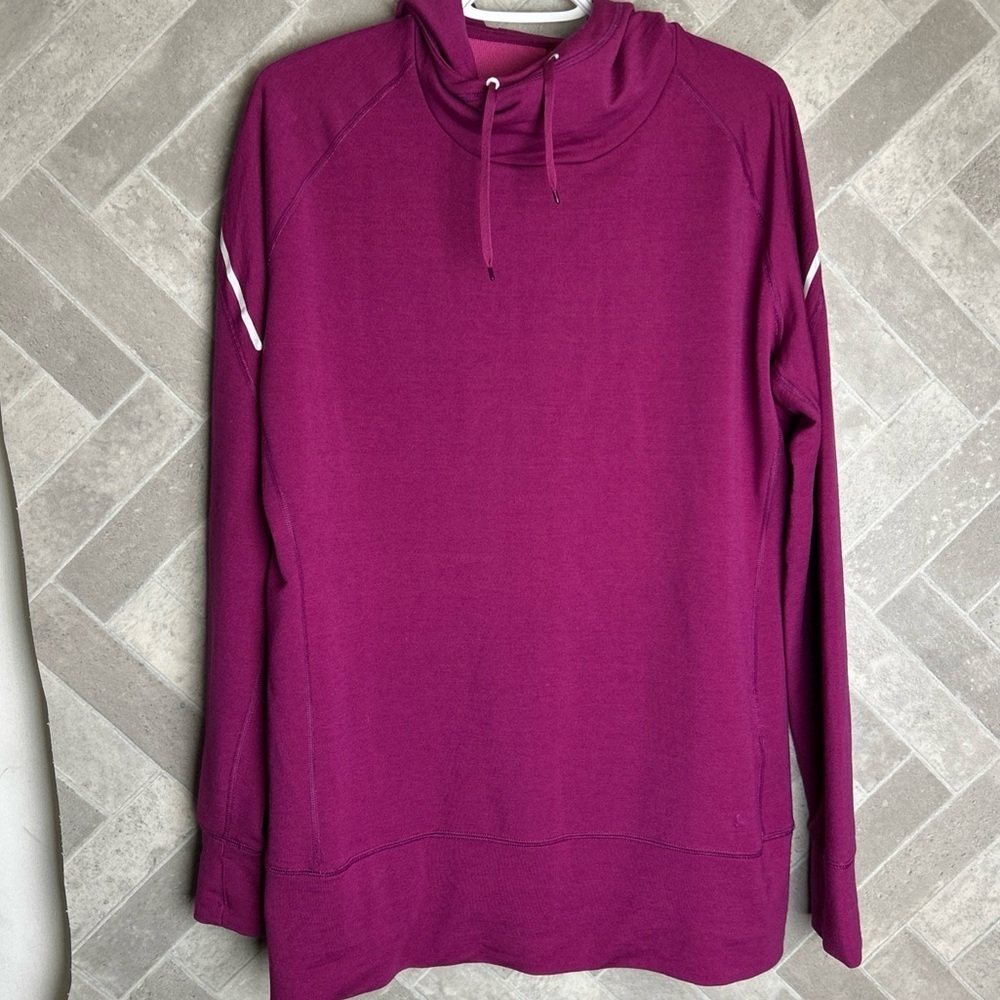 Nike woman’s Dri-Fit hooded sweater XL fuchsia - Picture 2 of 10